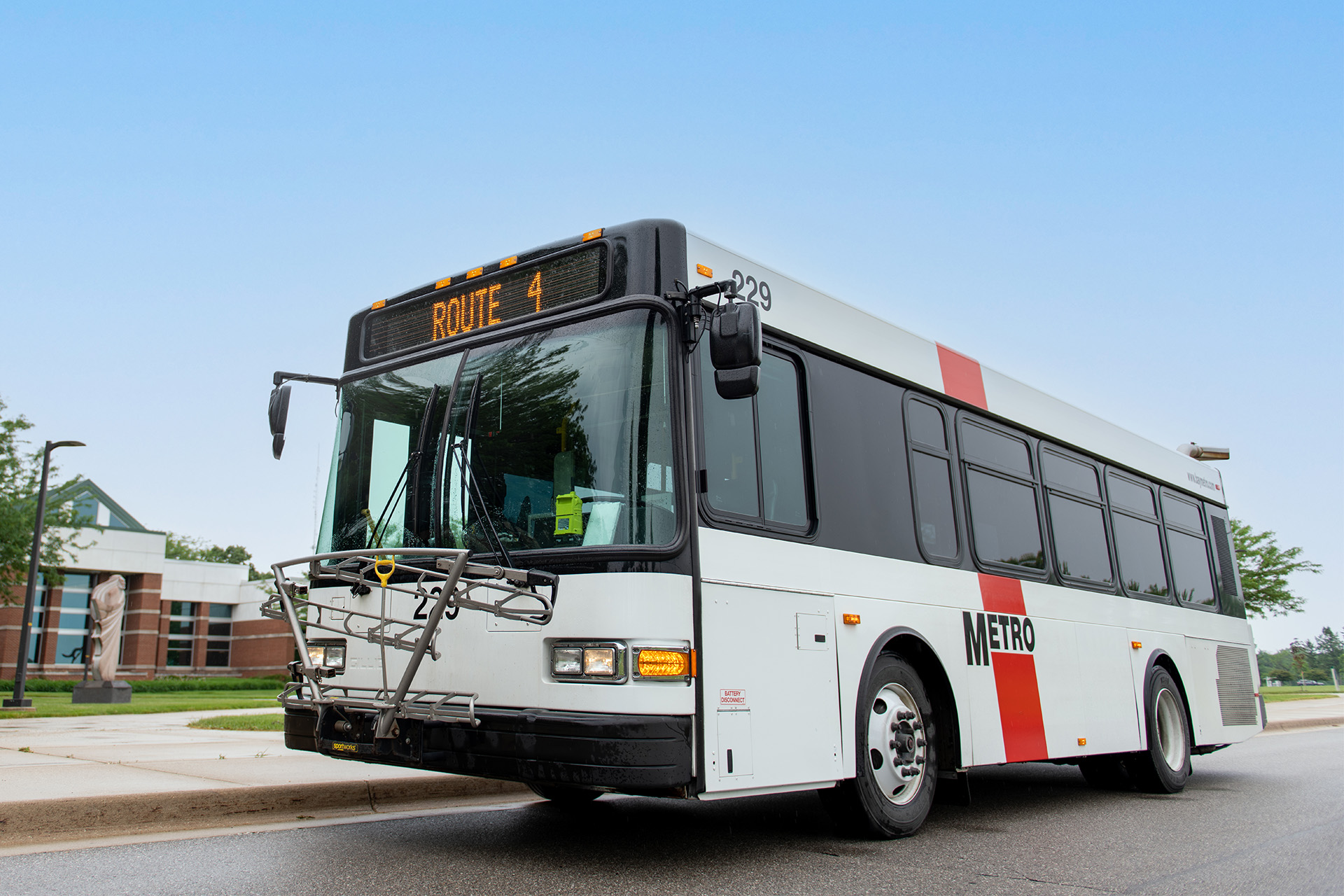 Metro bus at Main Campus